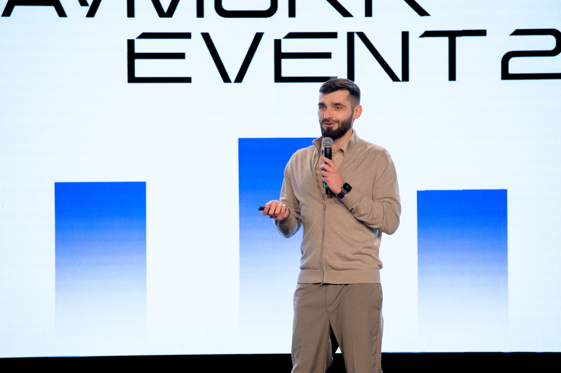 Григорий Щукин выступает на WAYMORR EVENT 2.0